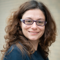 Training & Conferences - Trainer picture - Irina Matetovici