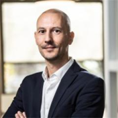 VIB Training & Conferences - Trainer picture - Bart De Taeye