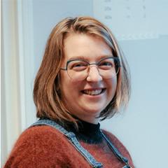 VIB Training & Conferences - Trainer picture - Celine Everaert