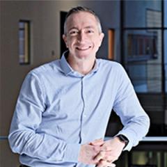 VIB Training & Conferences - Trainer picture - Peter O' Toole